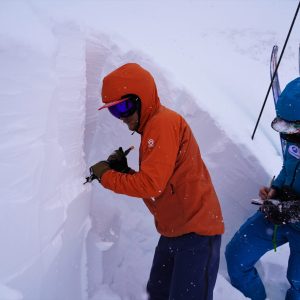 Technicien et prévisionniste en avalanche